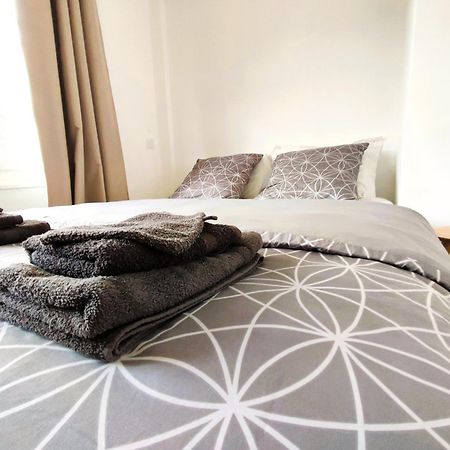 Appartement Climatise Parking Gratuit Surveille Awinion Zewnętrze zdjęcie